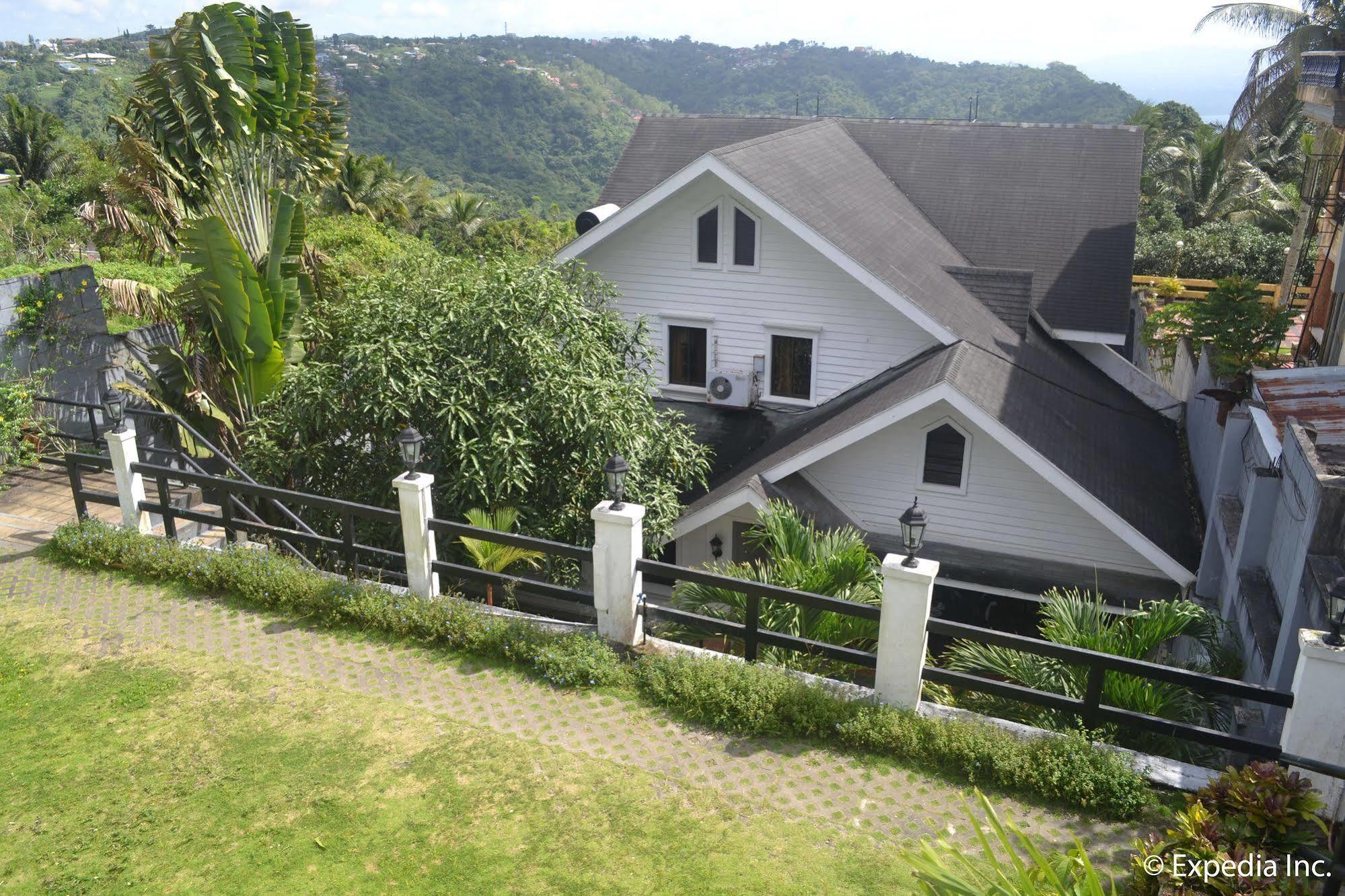 Chateau Beatrice Acomodação com café da manhã Tagaytay City Exterior foto