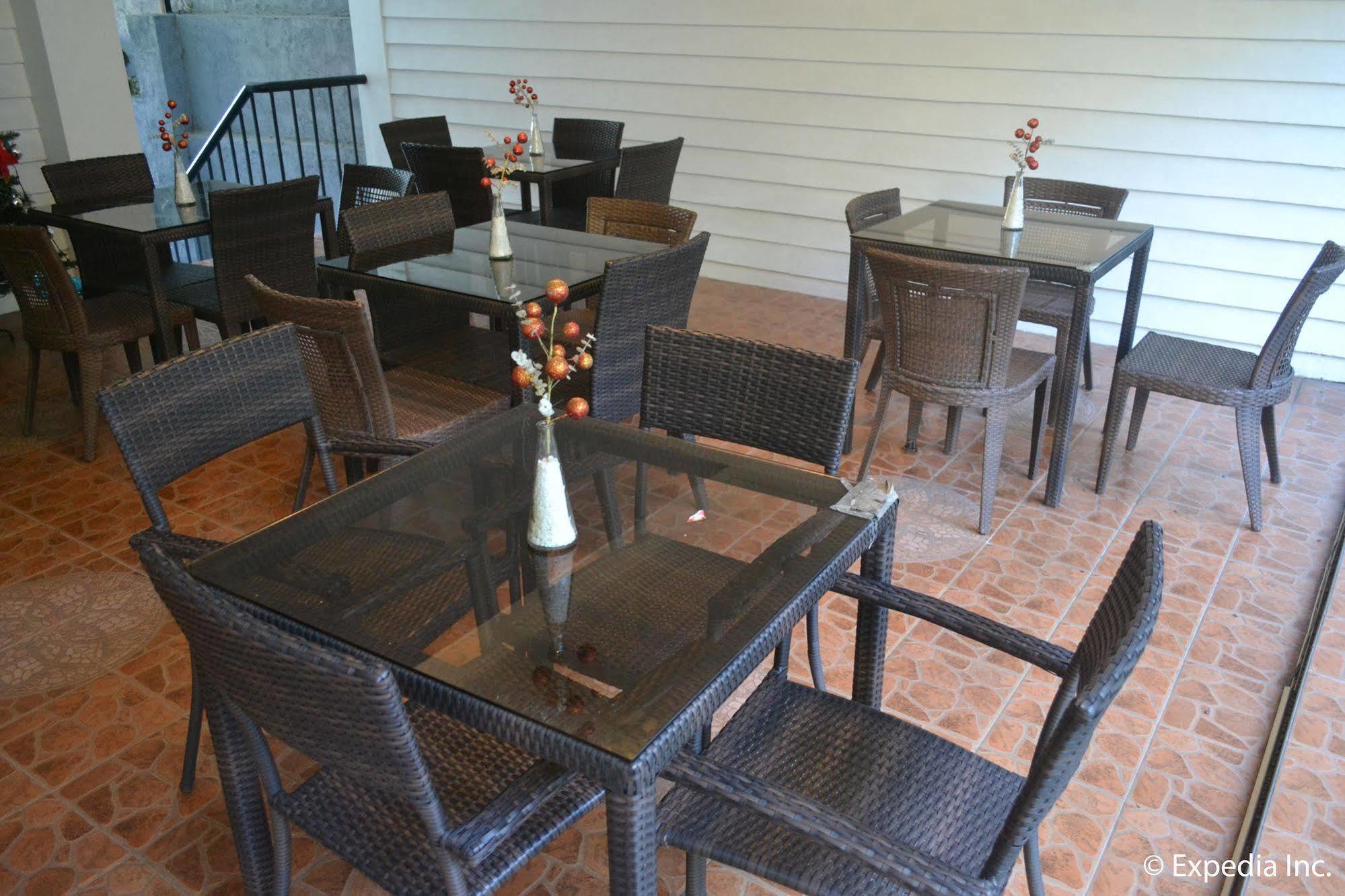 Chateau Beatrice Tagaytay City Exterior foto