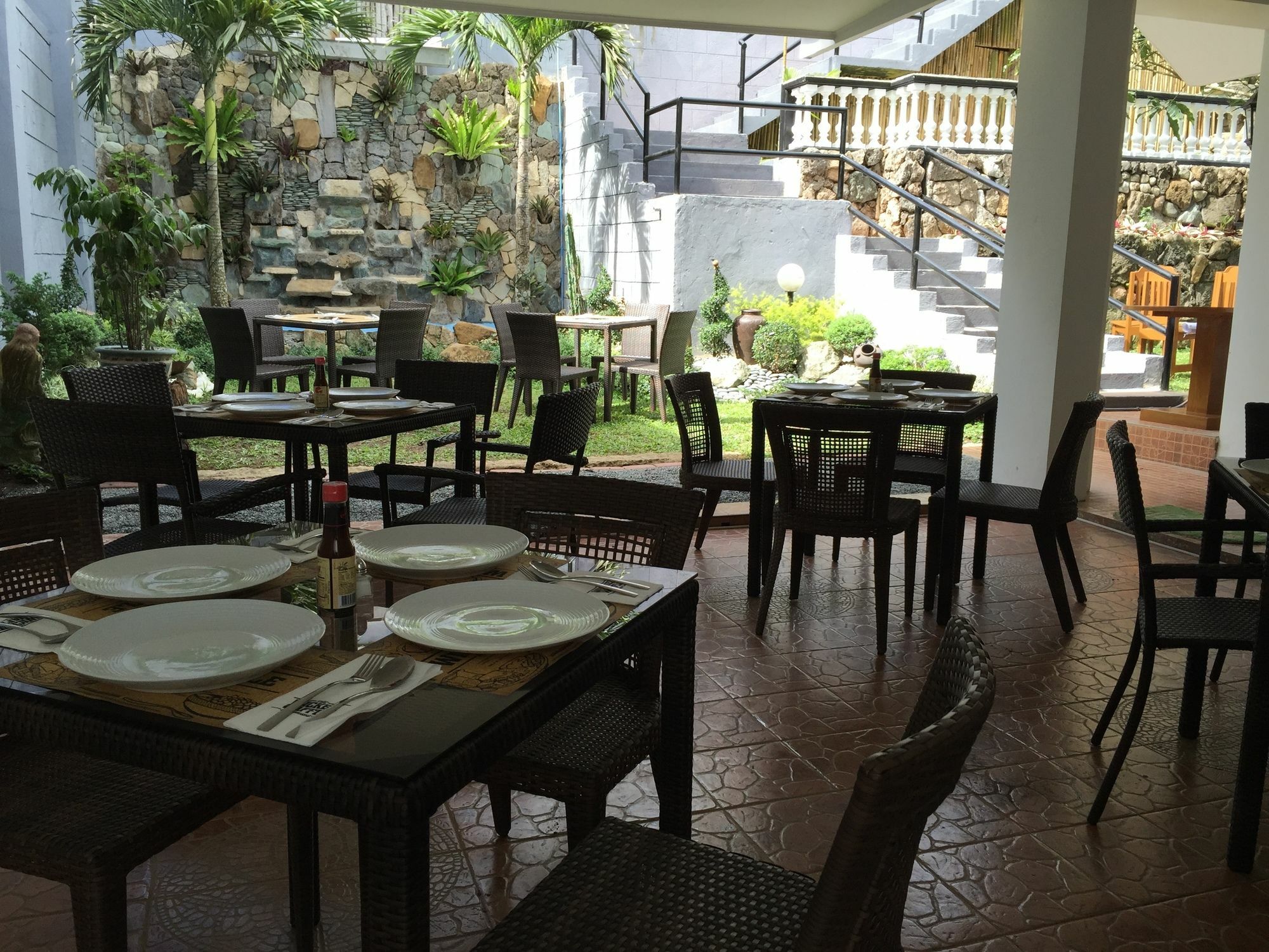 Chateau Beatrice Tagaytay City Exterior foto